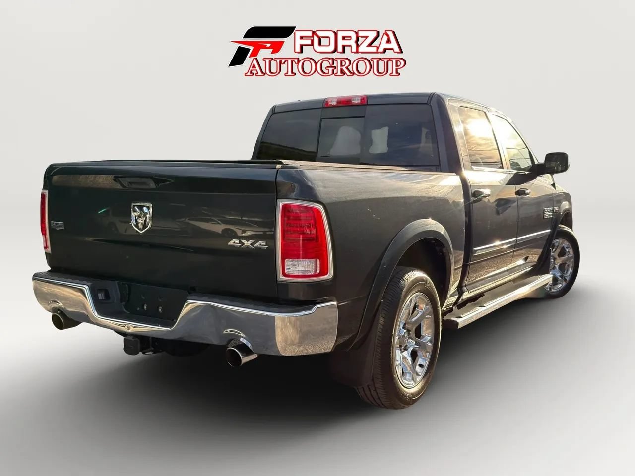 Used 2016 RAM 1500 Laramie w/ Convenience Group AWD/4WD image 38