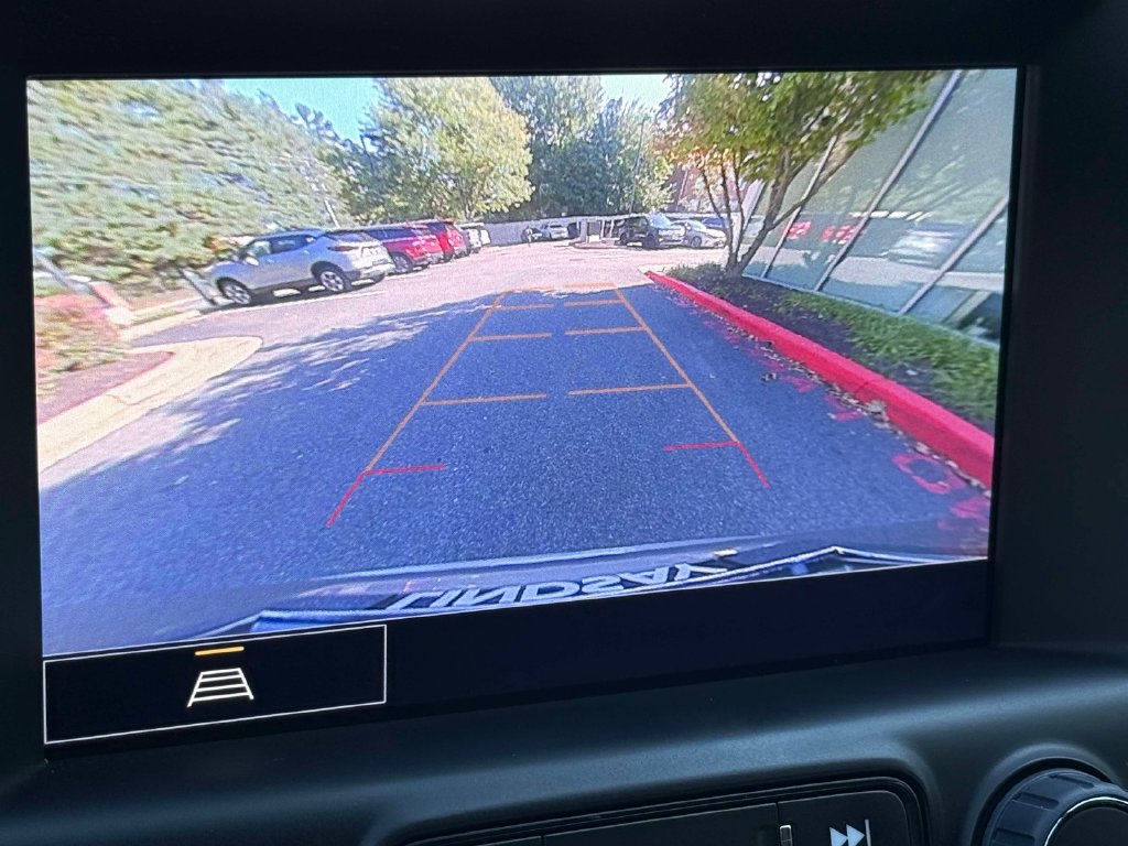 Used 2024 GMC Terrain SLT w/ LPO, Floor Liner Package AWD/4WD image 7