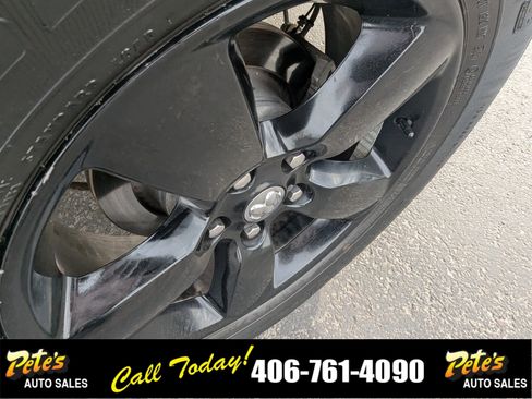 Used 2019 RAM 1500 4x4 Crew Cab Classic w/ Protection Group image 10