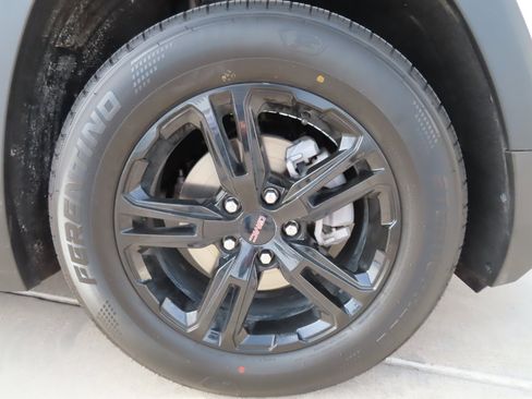 Used 2024 GMC Terrain AT4 image 11