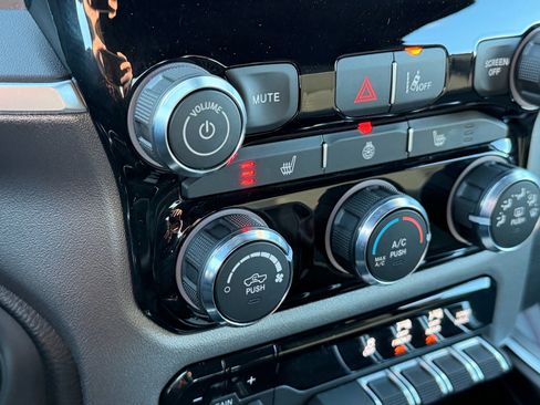 Used 2025 RAM 1500 Big Horn image 18