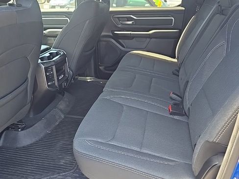 Used 2019 RAM 1500 Big Horn AWD/4WD image 5