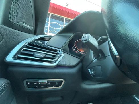 Used 2019 BMW X5 xDrive50i image 12