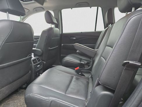 Used 2021 Honda Pilot Touring image 22