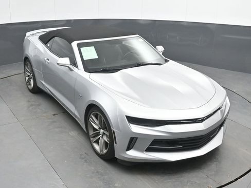 Used 2018 Chevrolet Camaro LT w/ RS Package image 31
