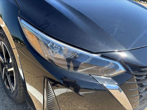 Used 2024 Nissan Sentra SV image 30