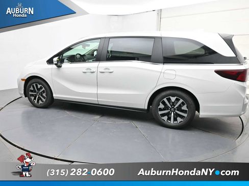 New 2026 Honda Odyssey EX-L image 16
