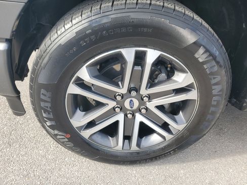 Used 2023 Ford F150 XL w/ STX Appearance Package image 9