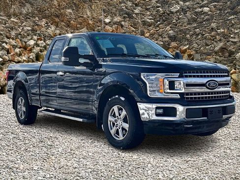 Used 2018 Ford F150 XLT w/ XTR Package image 9