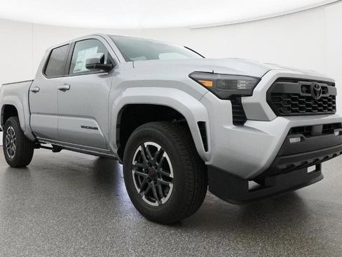 New 2026 Toyota Tacoma TRD Sport image 18