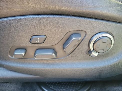 Used 2022 Genesis GV80 2.5T w/ Prestige Package 05 RWD image 17