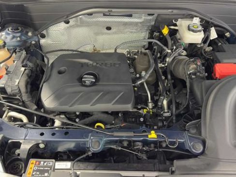 Used 2022 Chevrolet TrailBlazer ACTIV w/ Sun and Liftgate Package FWD image 38