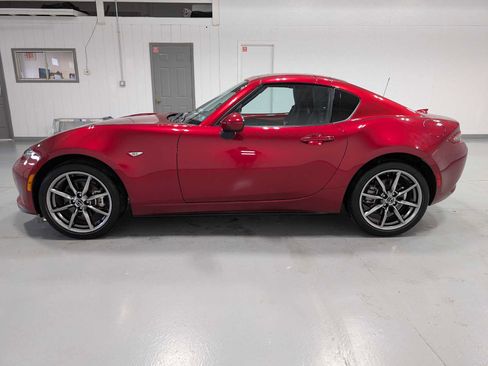 Used 2023 MAZDA MX-5 Miata Grand Touring RWD image 18