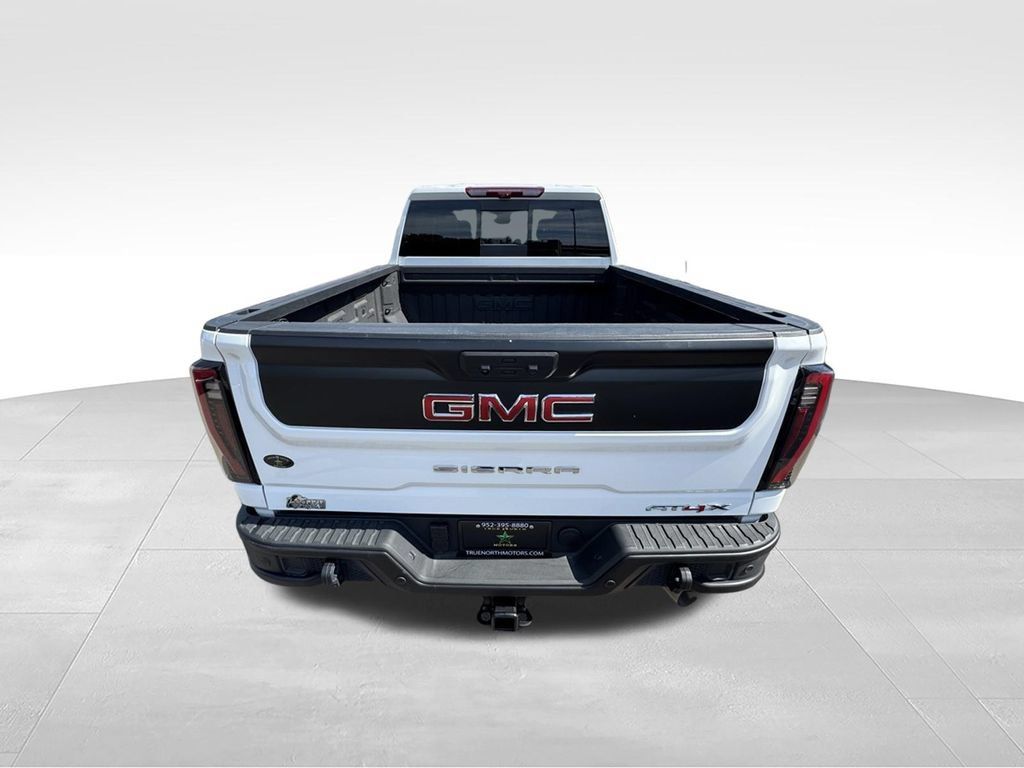 Used 2025 GMC Sierra 2500 AT4X w/ AT4X AEV Edition AWD/4WD image 9