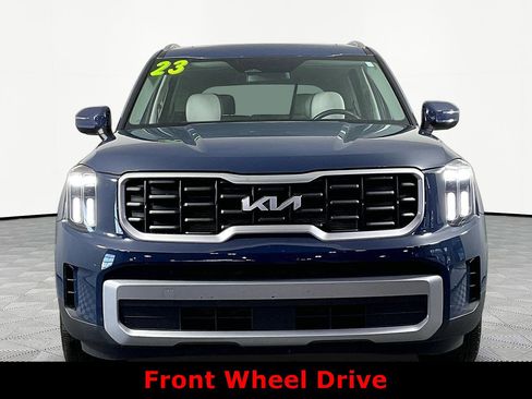 Certified 2023 Kia Telluride S w/ S Sunroof Package FWD image 2