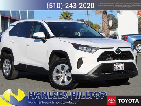 Used 2022 Toyota RAV4 LE image 1