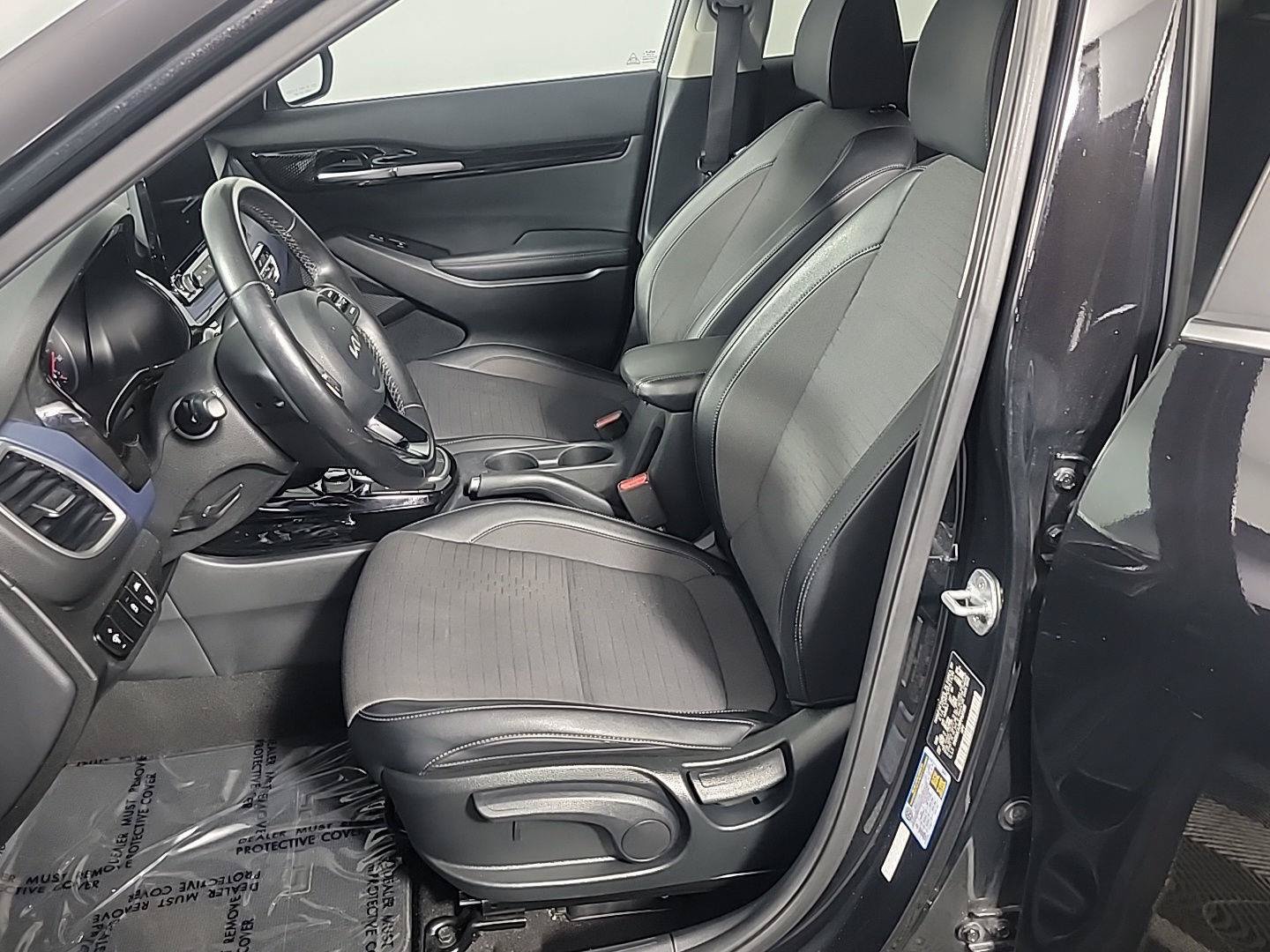 Used 2023 Kia Seltos Nightfall Edition AWD/4WD image 18