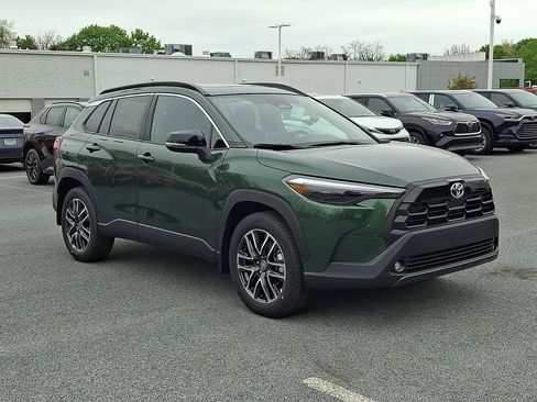 New 2026 Toyota Corolla Cross XLE AWD/4WD image 4