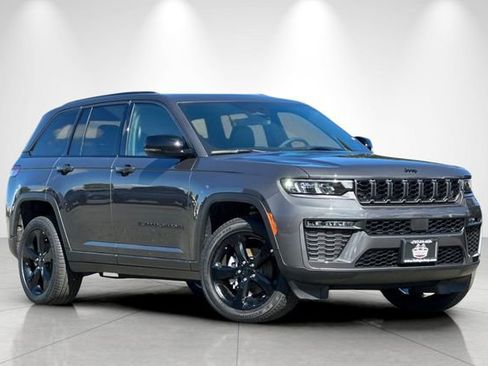New 2026 Jeep Grand Cherokee Limited w/ Limited Altitude Package AWD/4WD image 2