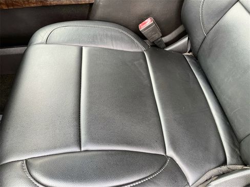 Used 2017 Chevrolet Tahoe LT image 18