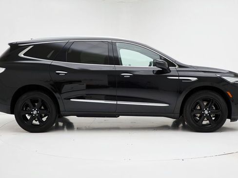 Used 2023 Buick Enclave Essence w/ Experience Buick Package image 3