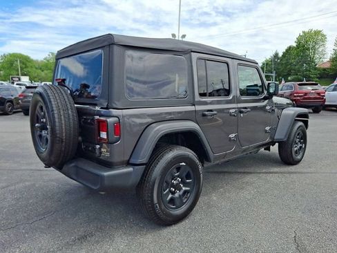 Used 2023 Jeep Wrangler Unlimited Sport AWD/4WD image 8