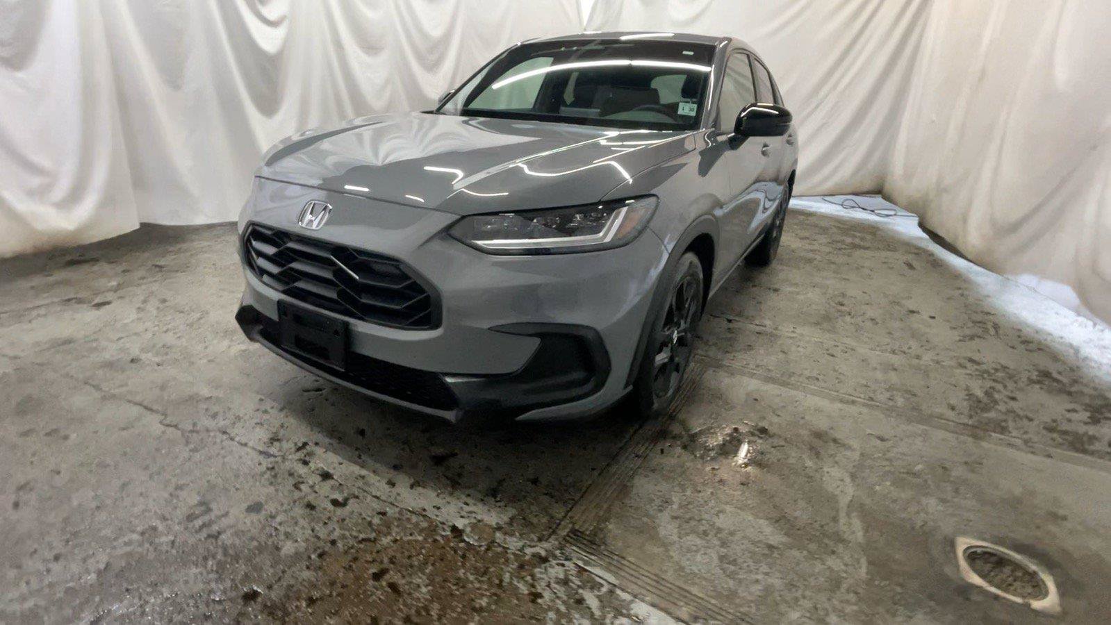 Certified 2025 Honda HR-V Sport image 14