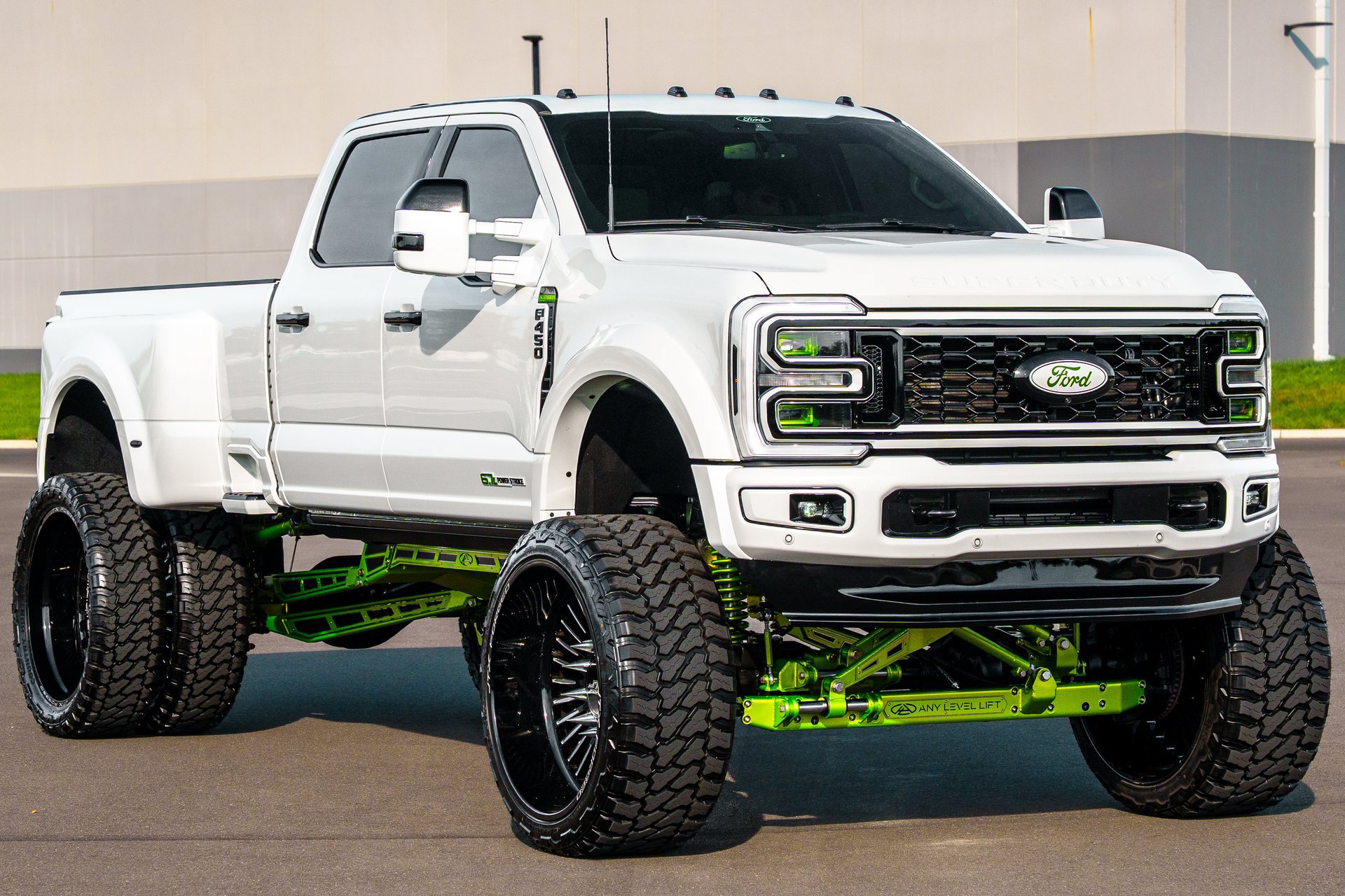 Used 2026 Ford F450 Platinum w/ Platinum Plus Package AWD/4WD image 11