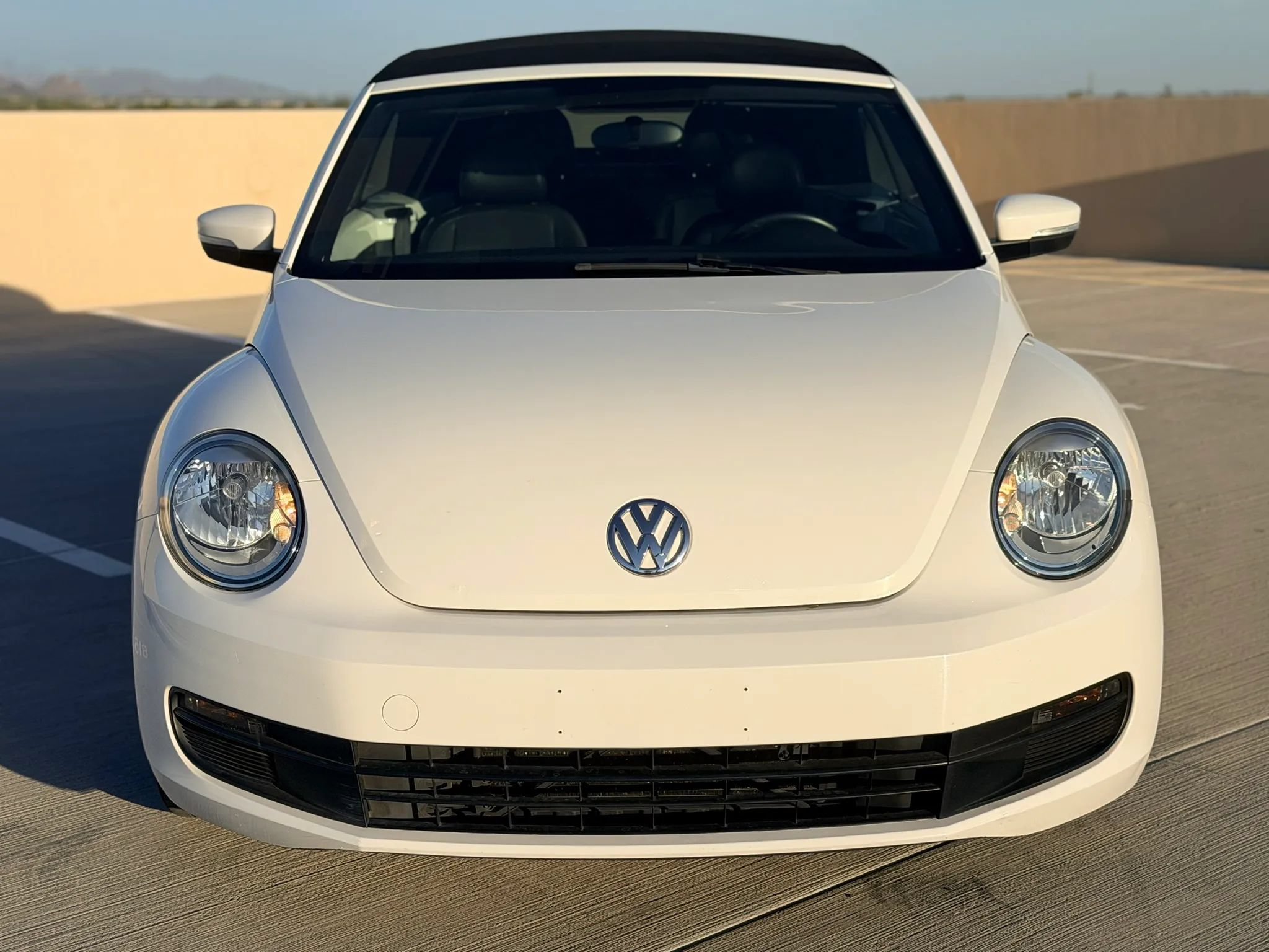Used 2013 Volkswagen Beetle 2.5 FWD image 22