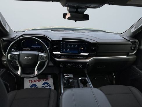 Used 2024 Chevrolet Silverado 1500 RST w/ Z71 Off-Road Package image 10