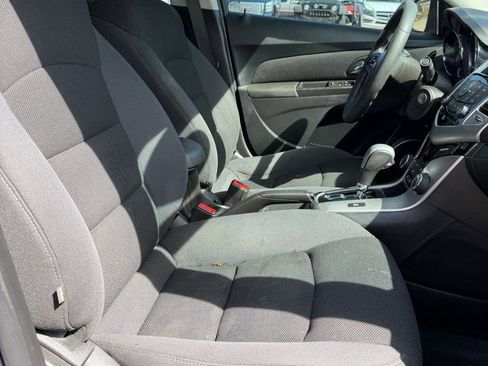 Used 2016 Chevrolet Cruze LT w/ Sun And Sound Package image 19