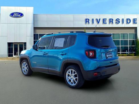Used 2021 Jeep Renegade Latitude FWD image 4