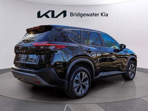 Used 2023 Nissan Rogue SV AWD/4WD image 7