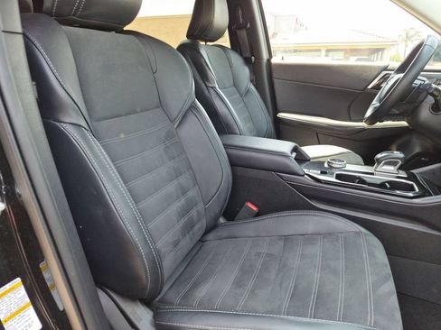 Used 2025 Mitsubishi Outlander SE AWD/4WD image 30