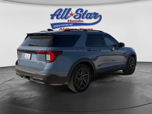 Used 2025 Ford Explorer ST-Line w/ Premium Package RWD image 5