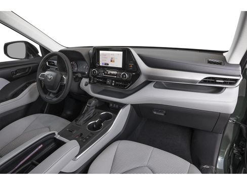 Used 2025 Toyota Highlander XLE AWD/4WD image 13