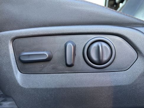 Used 2023 GMC Sierra 2500 AT4 w/ AT4 Premium Plus Package image 14