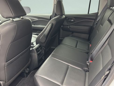 Used 2023 Honda Ridgeline RTL-E image 11