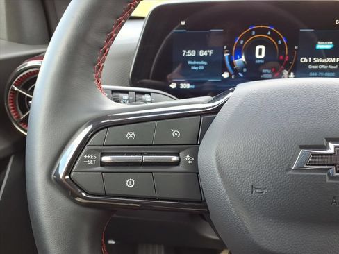 Used 2026 Chevrolet Equinox RS FWD image 19