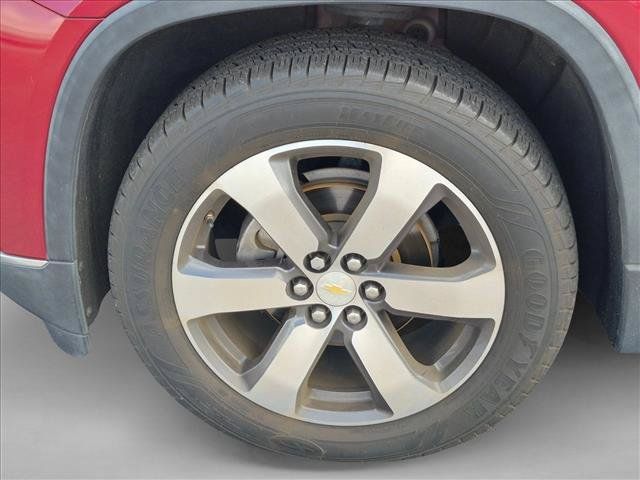 Used 2018 Chevrolet Traverse LT FWD image 10
