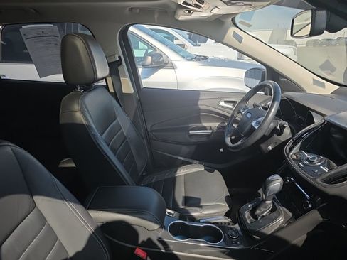 Used 2016 Ford Escape Titanium w/ Equipment Group 301A AWD/4WD image 17