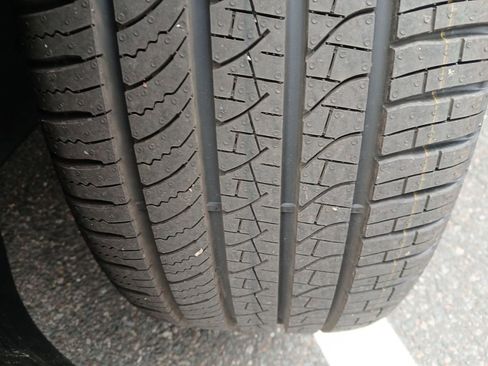 New 2026 Volkswagen Tiguan SE R-Line image 27