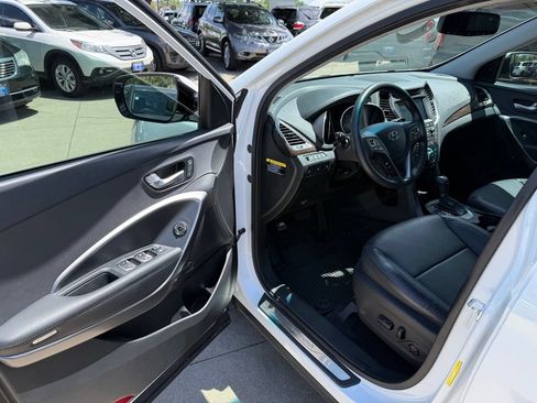 Used 2017 Hyundai Santa Fe Sport AWD/4WD image 11