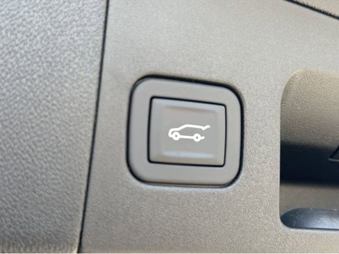 New 2026 Cadillac XT5 Premium Luxury image 32