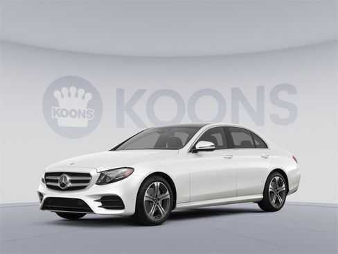 Used 2017 Mercedes-Benz E 300 4MATIC w/ Premium 2 Package image 1