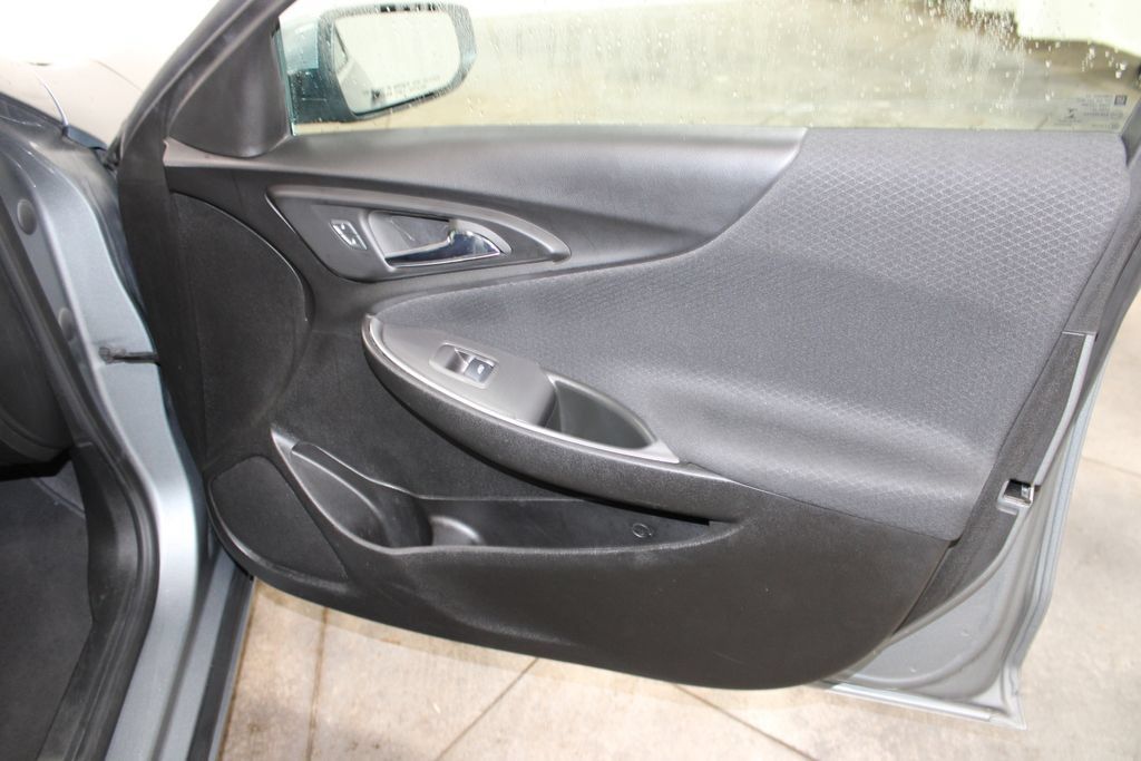 Used 2024 Chevrolet Malibu LT FWD image 21