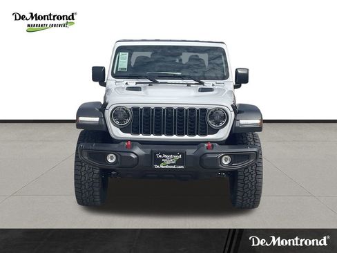New 2025 Jeep Gladiator Rubicon w/ Safety Group image 10