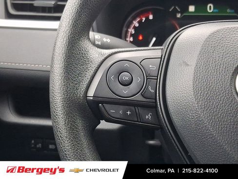 Used 2025 Toyota RAV4 XLE image 24