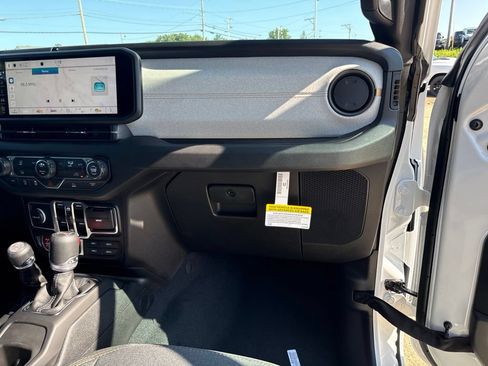 New 2026 Jeep Wrangler Unlimited Sport AWD/4WD image 25