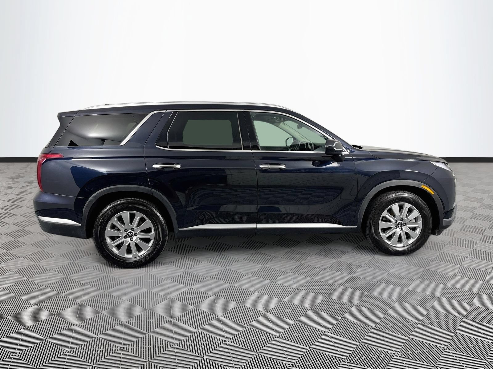 Used 2025 Hyundai Palisade SEL FWD image 8